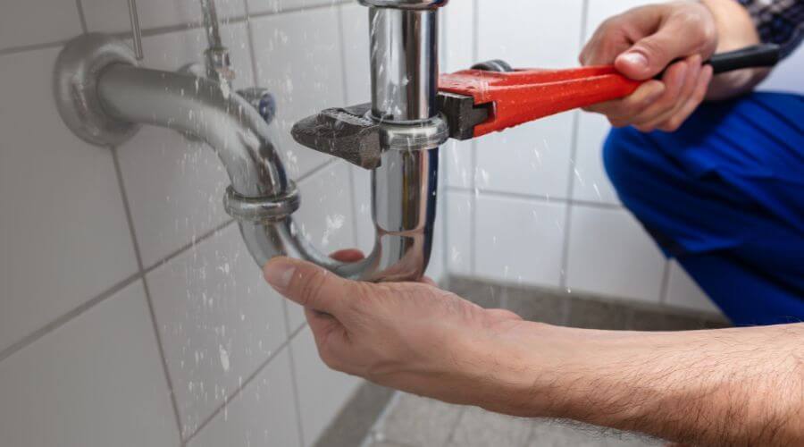 Expert burst pipe repair services in Blue Mounds, WI